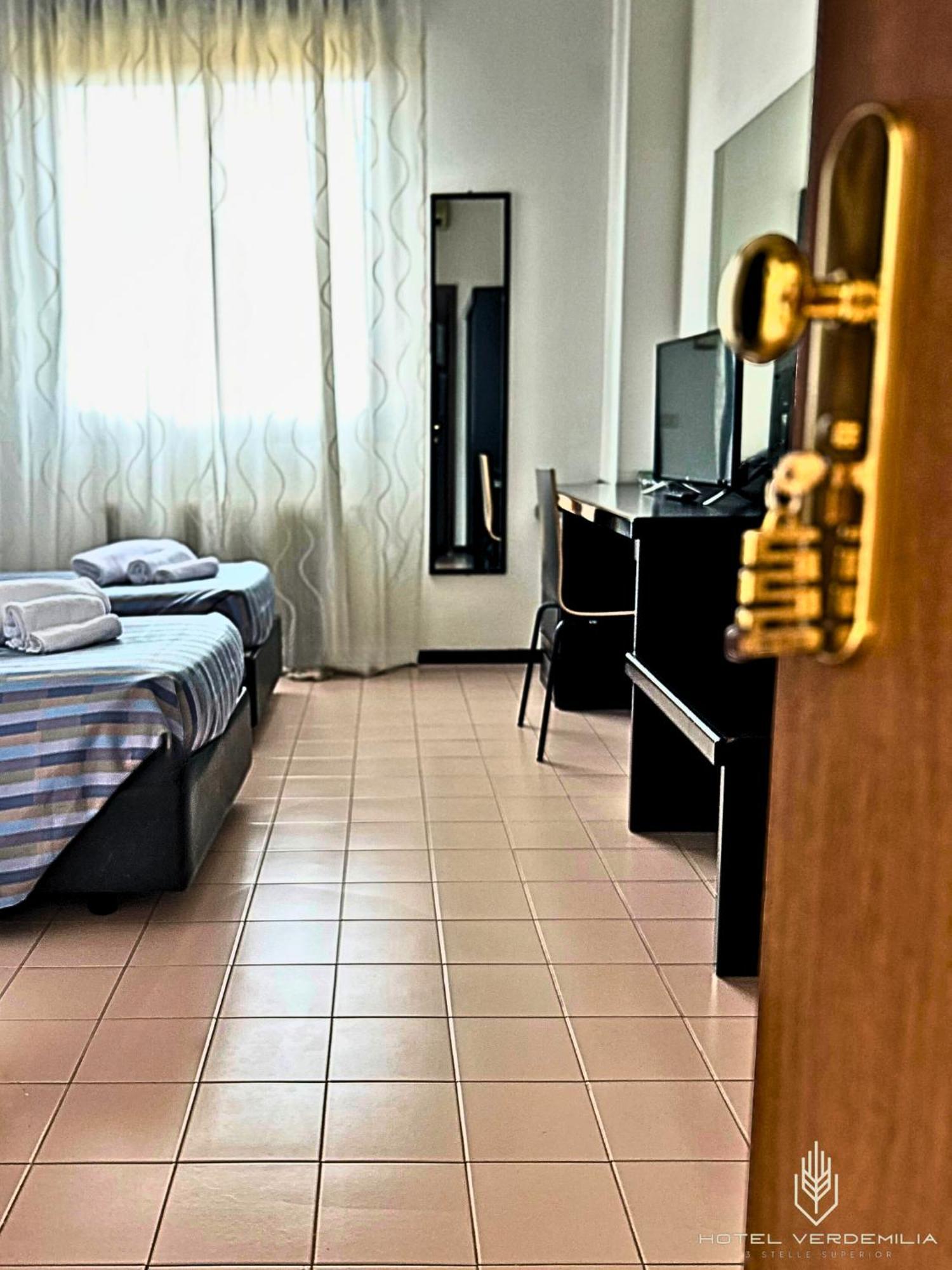 Verdemilia Hotel Anzola dell'Emilia Exterior foto